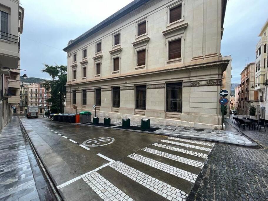 Pb Apartamento En Pleno Centro De Алькой Экстерьер фото
